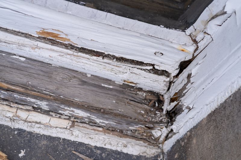 Old Caulking Deterioration
